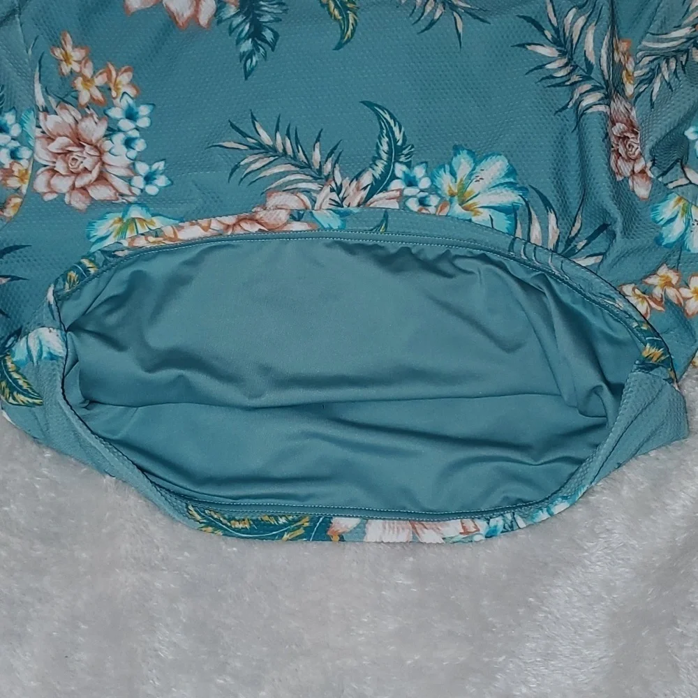 Azura Australia Mexicali Long Sleeve Crop Swim Top Size US 12